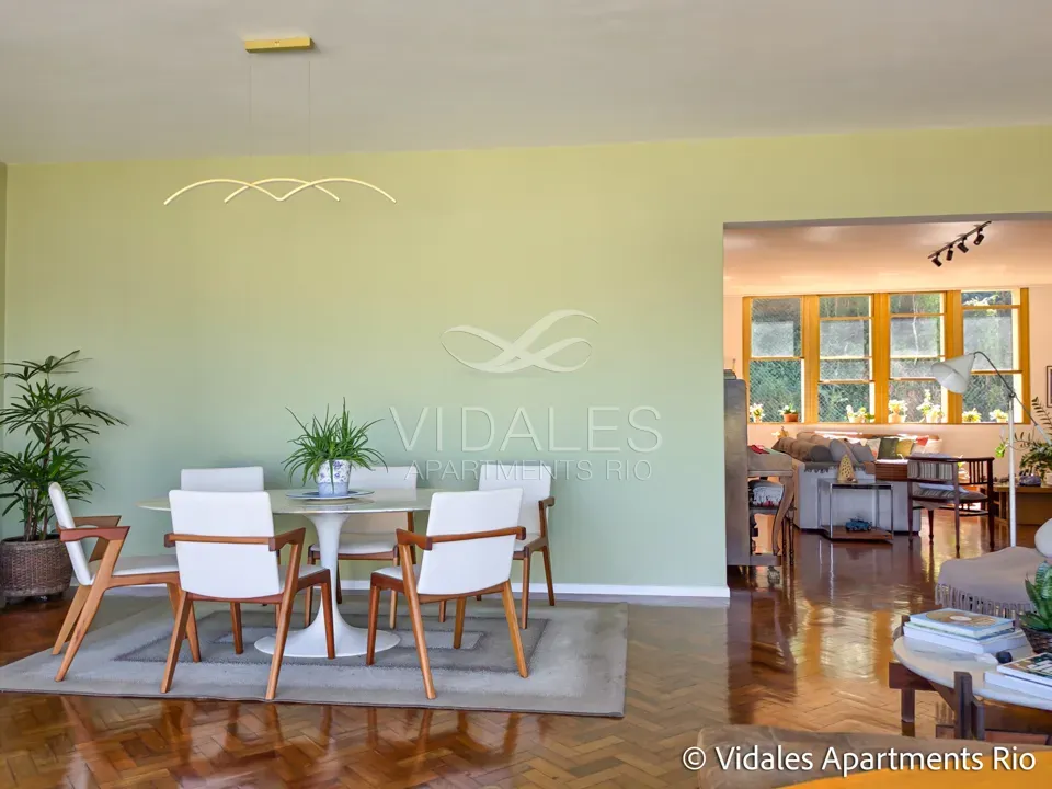 Furnished 715 m² apartment with 4 en-suite bedrooms — photo 42