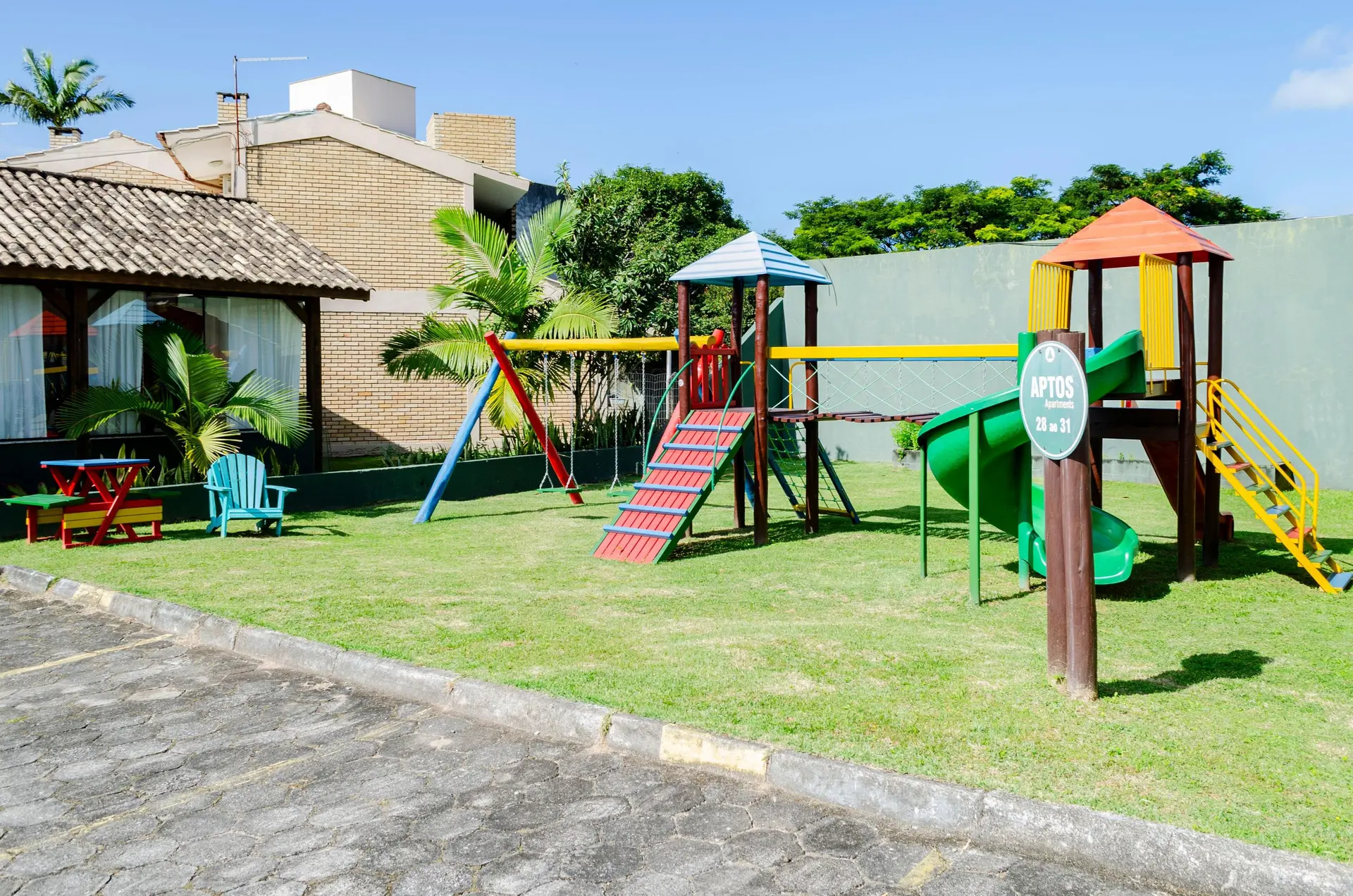 2-bedroom house with a garden in Florianópolis — photo 21
