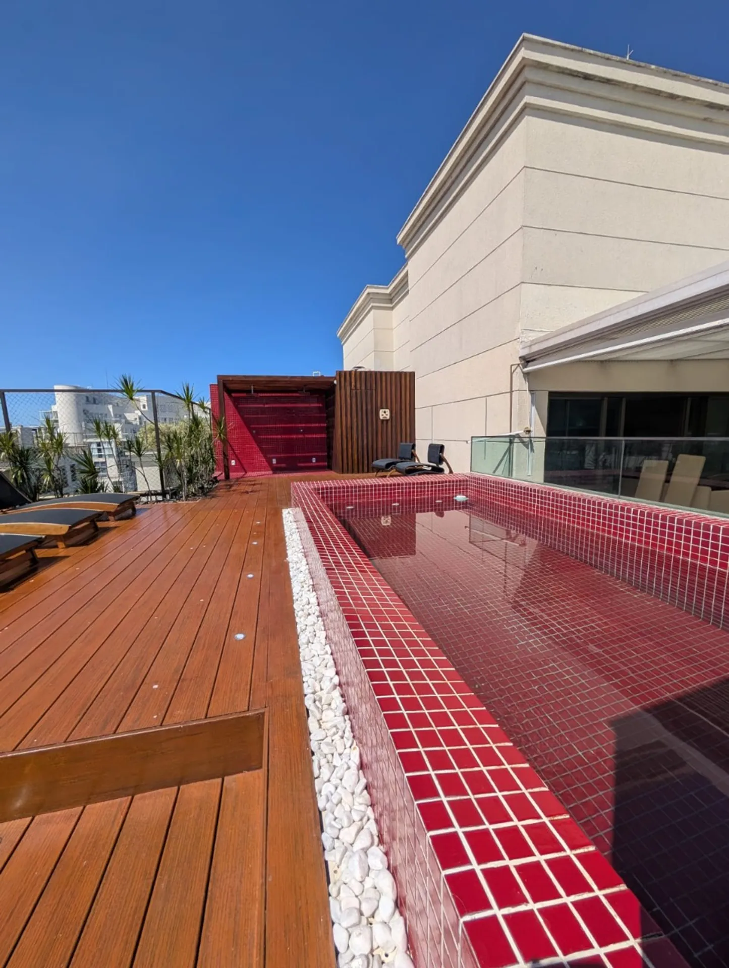 Apartment, 370 m², with a grill on the balcony — photo 11