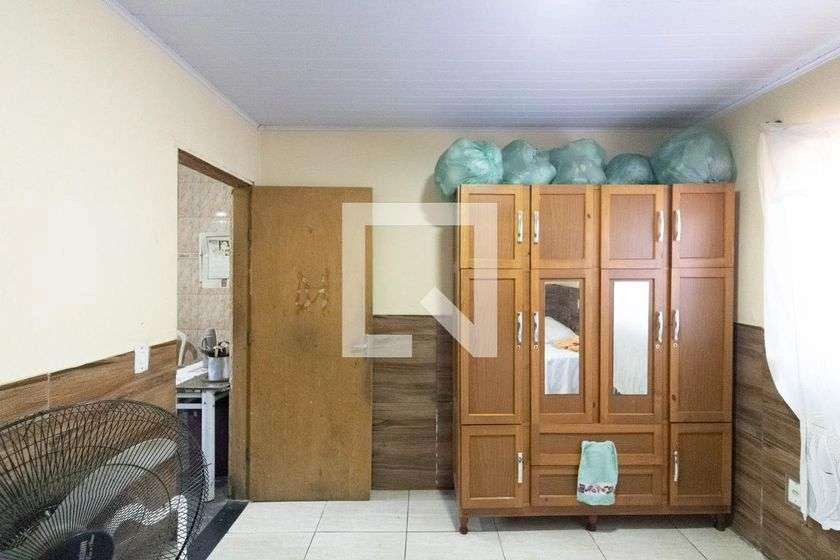 Furnished house with 4 bedrooms and 90 m² no parking — photo 13