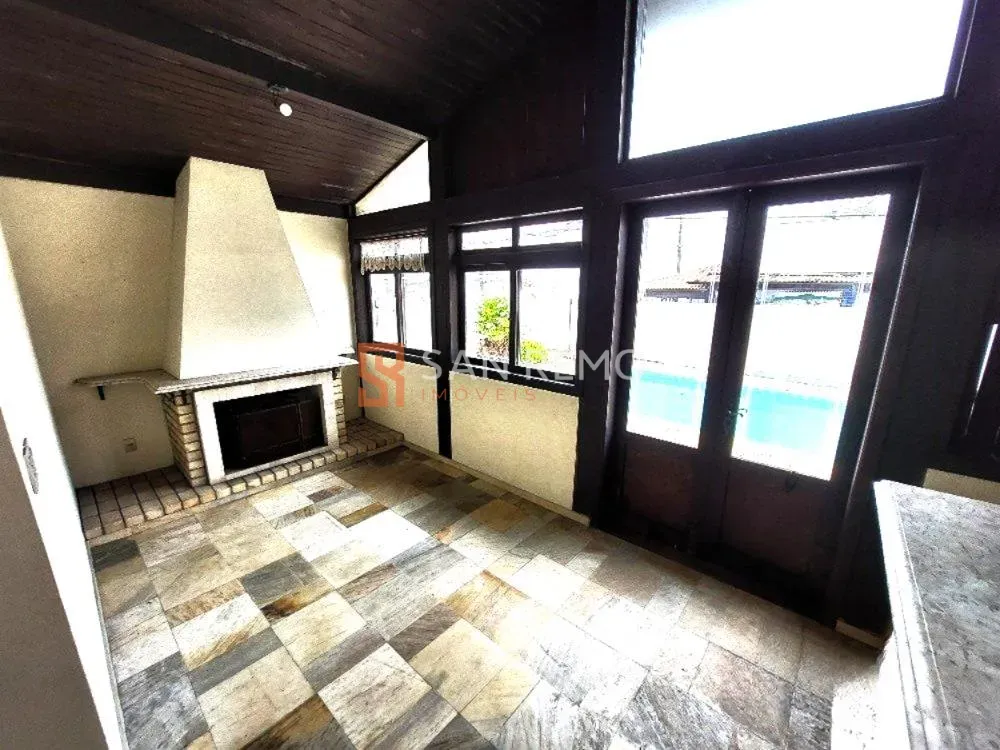 Furnished house 365 m² with 7 bedrooms and 7 bathrooms — photo 4