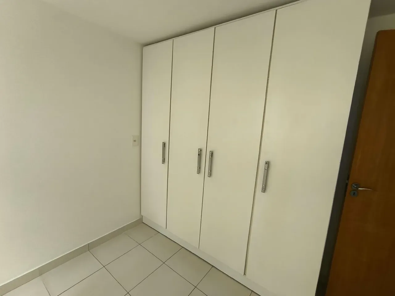 3-bedroom apartment with a washing machine — photo 3