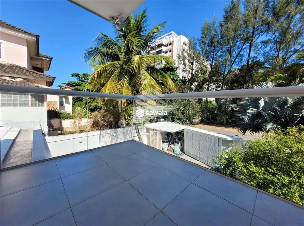 Furnished 600 m² house with 6 bedrooms and 8 bathrooms — photo 25