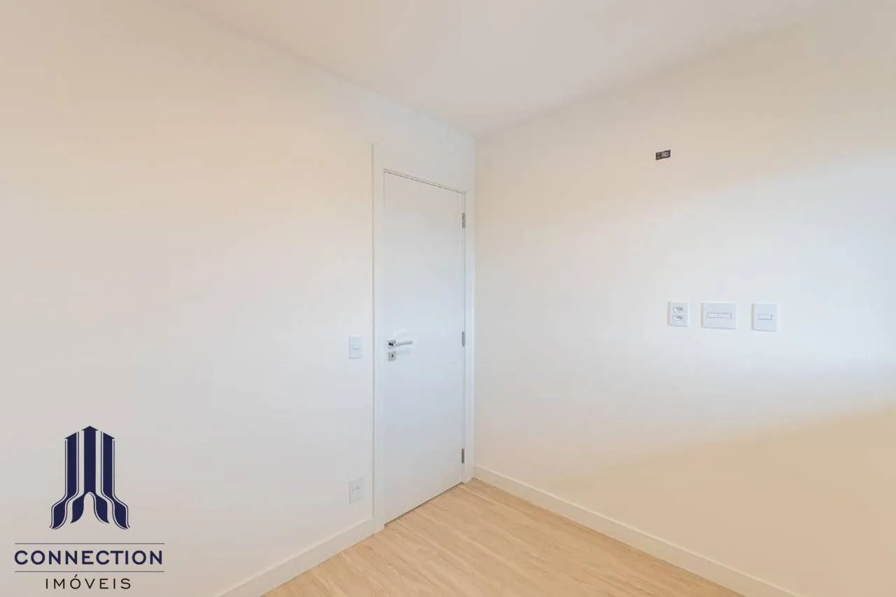 3-bedroom apartment with a grill on the balcony — photo 41