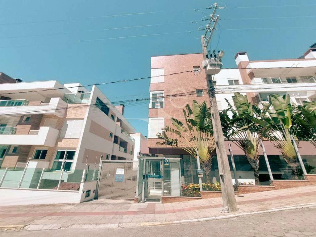 Apartamento de 70 m² con 2 suites y 1 plaza en piso alto — photo 2
