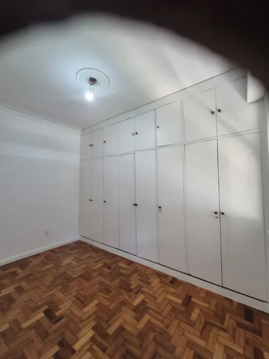 80 m² apartment with 3 bedrooms, 2 bathrooms — photo 9