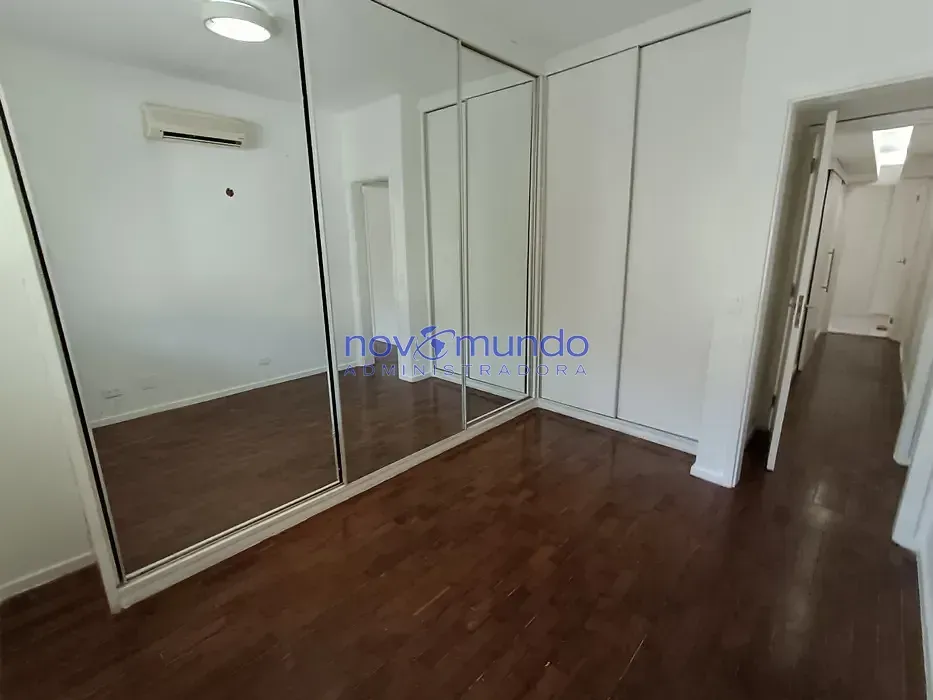 3-bedroom apartment with 4 bathrooms and 2 parking spaces — photo 12