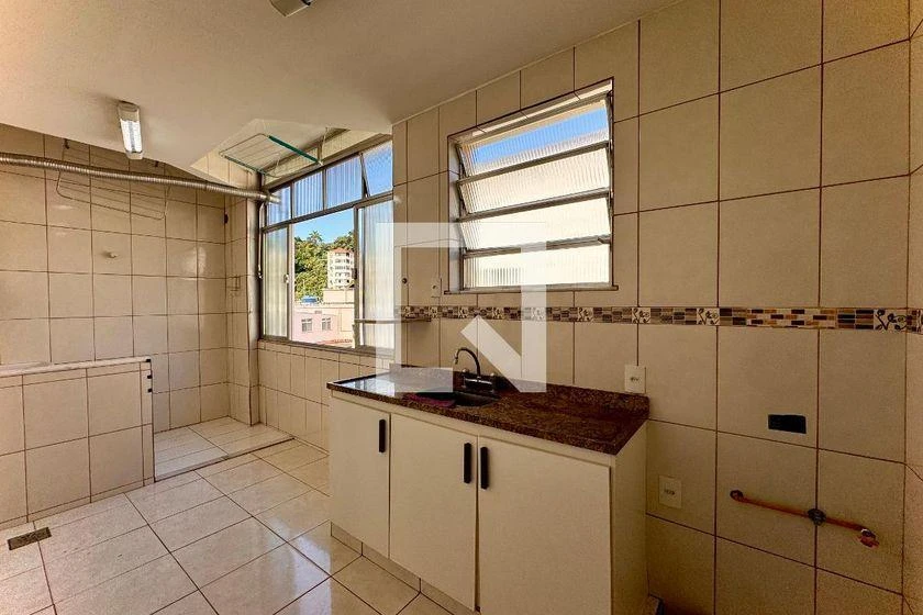 Дерев'яна підлога або ламінат та 2 спальні: квартира 71 м² — photo 13
