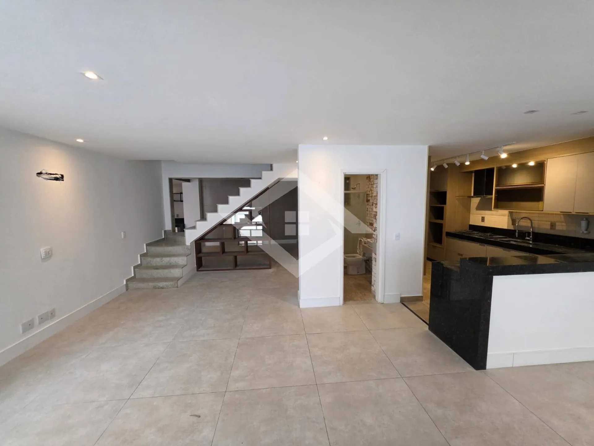 Casa duplex com 140 m², 3 dormitórios e 4 banheiros — photo 4