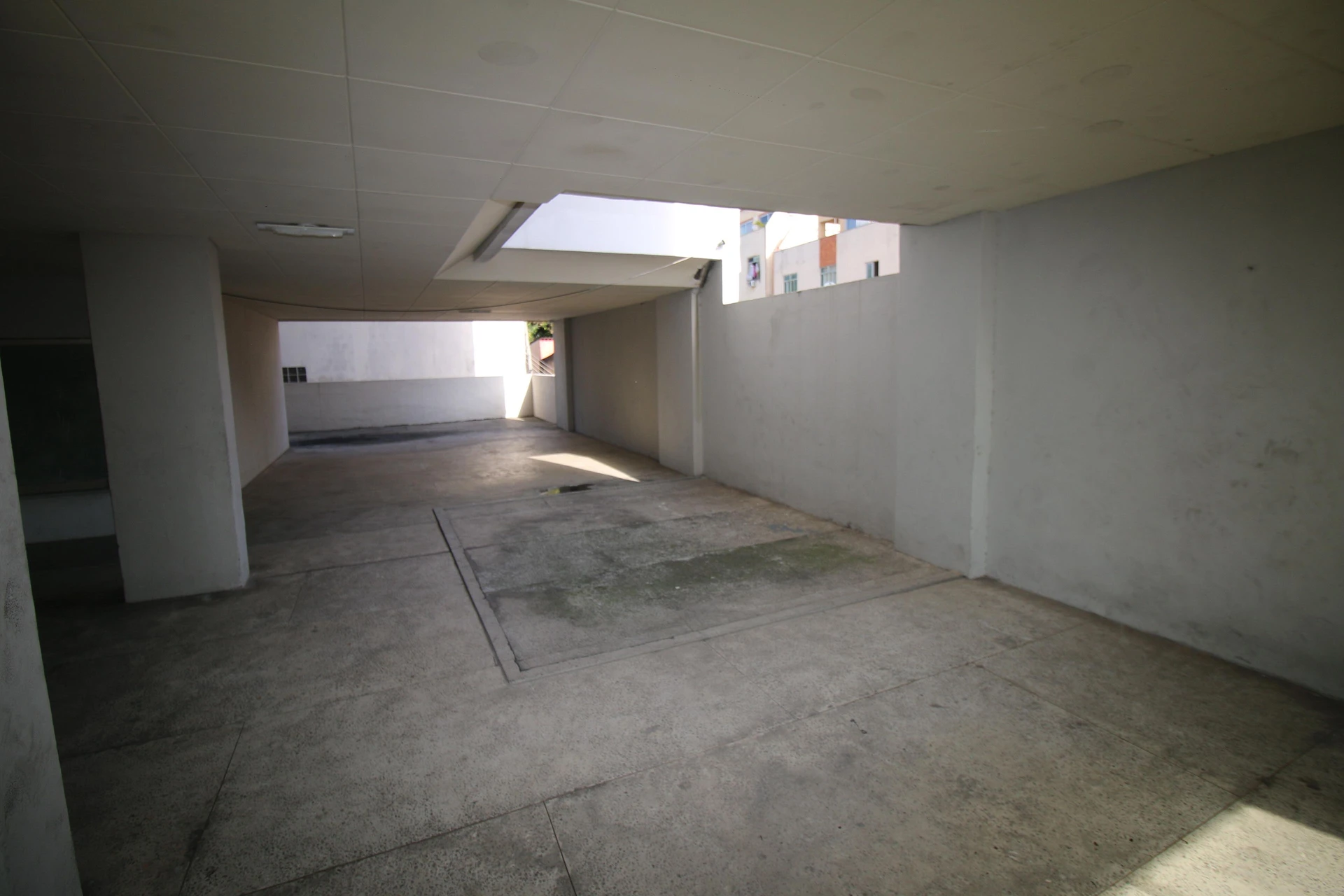 Apartamento de 2 dormitorios con balcón y acepta mascotas — photo 27