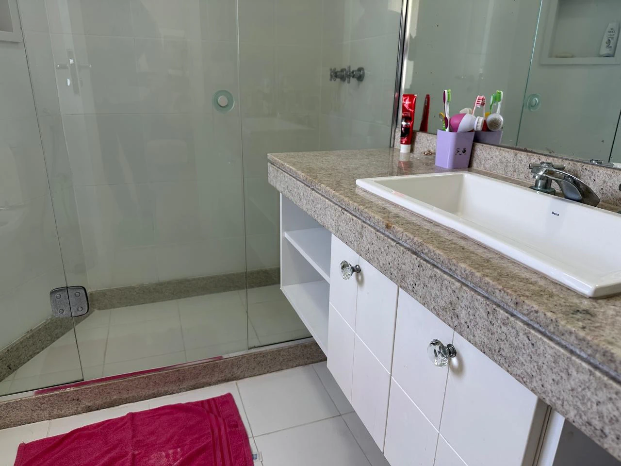 Furnished apartment, 233 m², with a walk-in closet — photo 19
