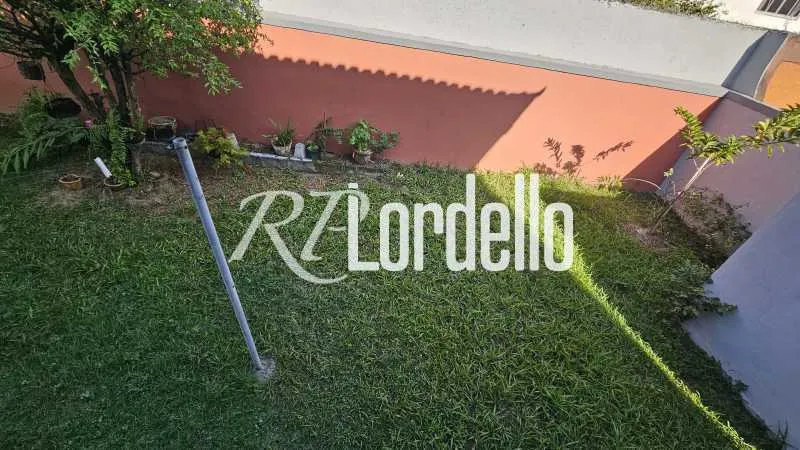Casa mobiliada com 359 m², 3 dormitórios e 3 banheiros — photo 24