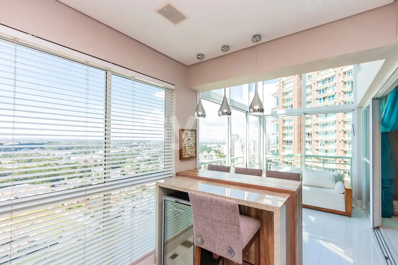 Furnished 3-bedroom apartment with open-plan kitchen 187 m² — photo 3