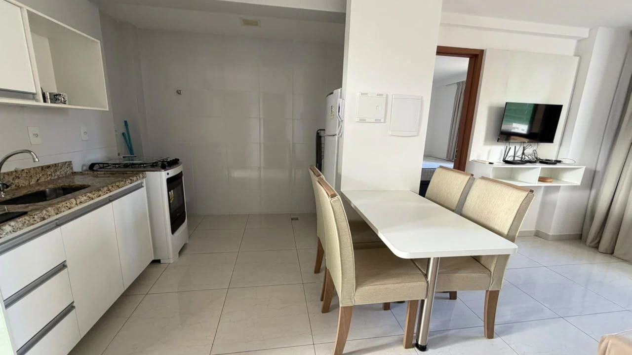 Власний басейн та 1 спальня: квартира 36 м² — photo 2