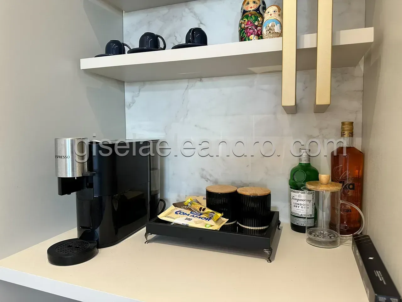 Apartamento amueblado con 3 dormitorios y cocina abierta — photo 5