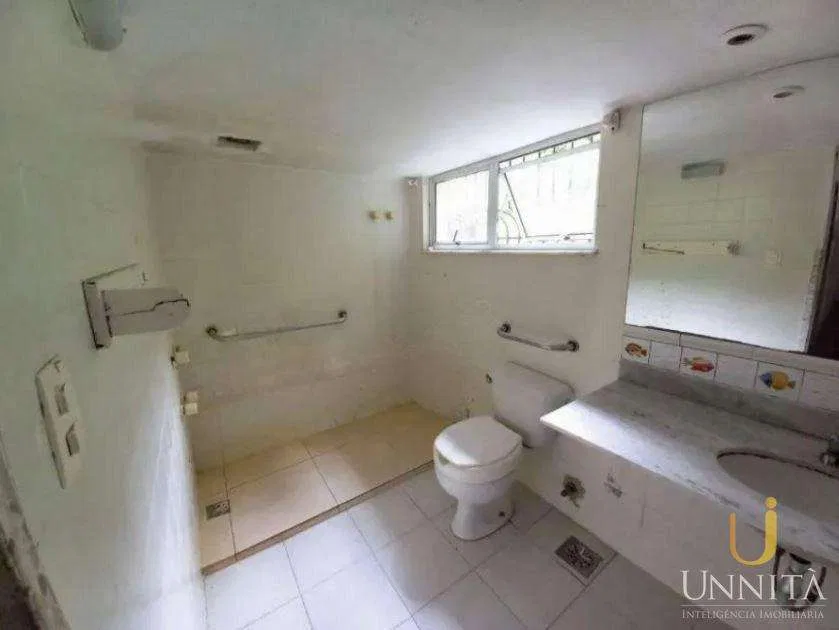Вид на горы и 8 спален: дом 584 м² — photo 2