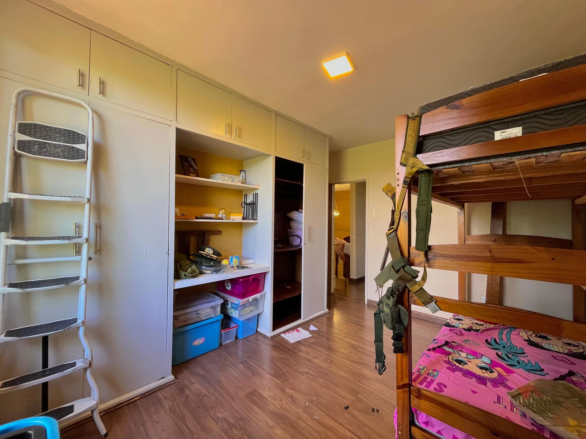Ванна та 4 спальні: будинок 350 м² — photo 27