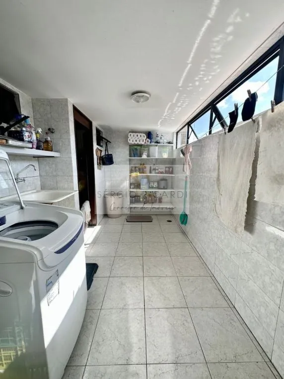 Пральна машина та 3 спальні: квартира 195 м² — photo 13