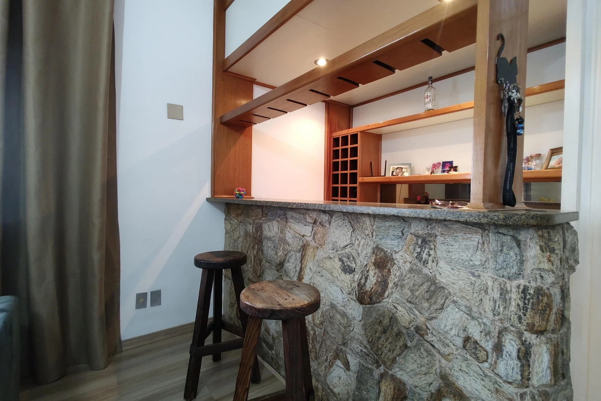Jacuzzi y 3 dormitorios: casa de 742 m² — photo 32