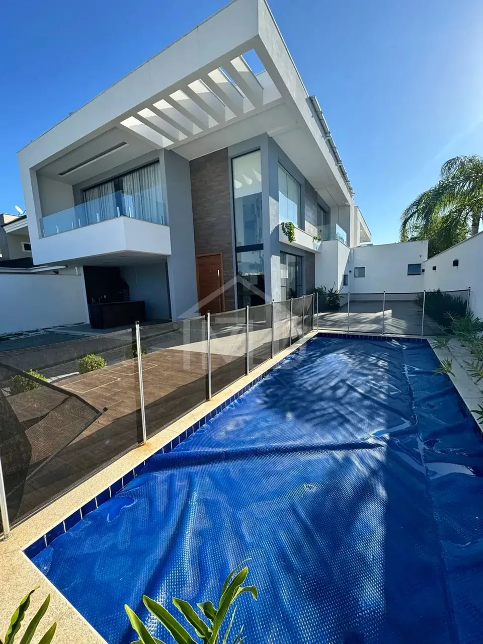 House with 4 suites, pool and 420 m² — photo 14
