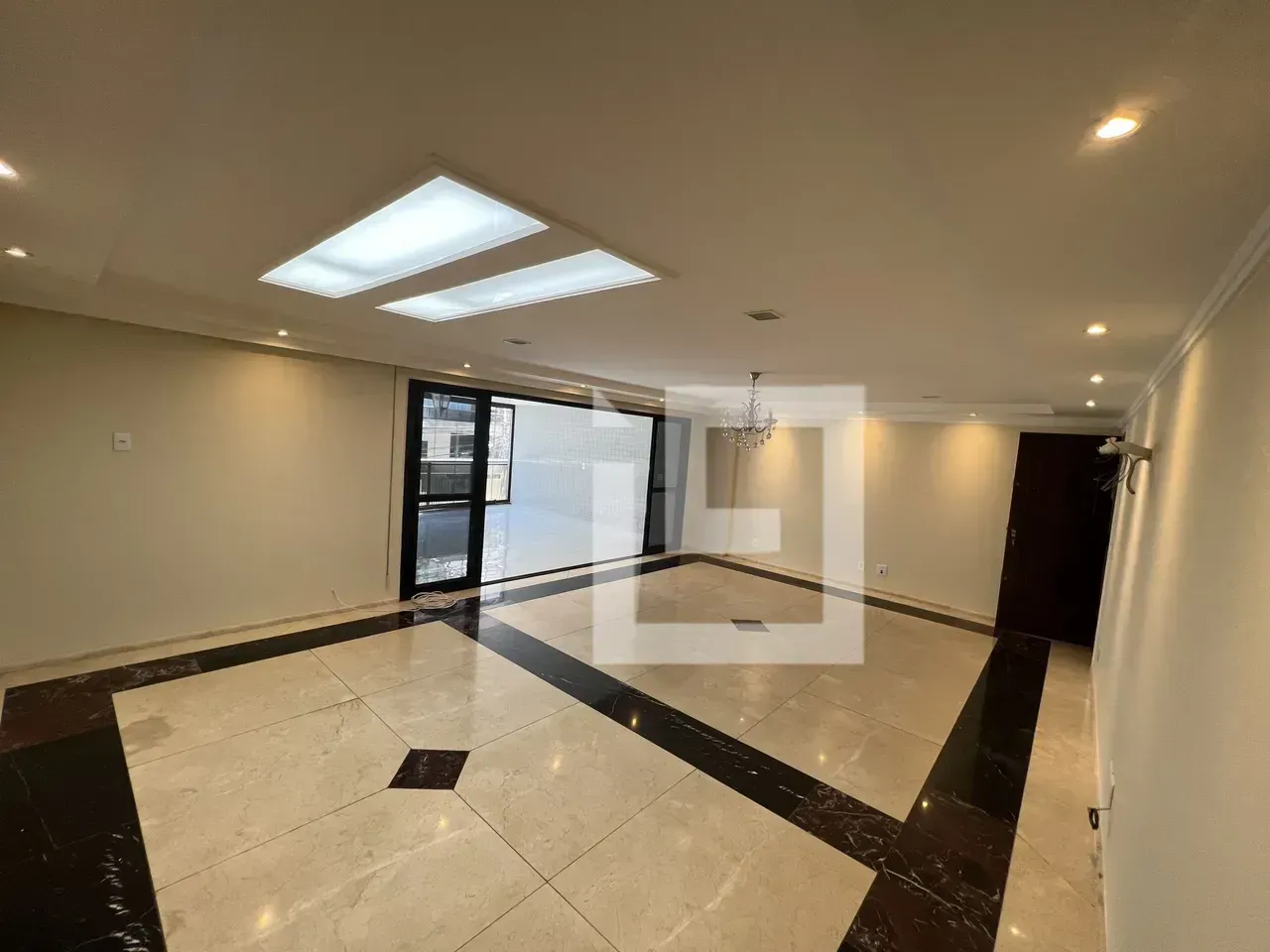 Apartamento com 3 quartos e varanda fechada — photo 21