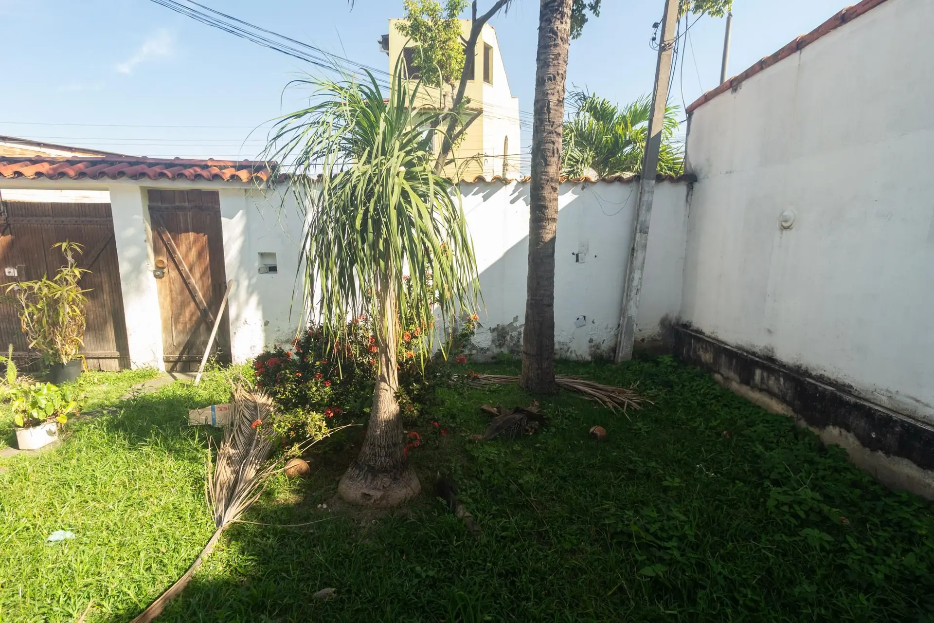 Rental house with 2 bedrooms and 1 en-suite — photo 12