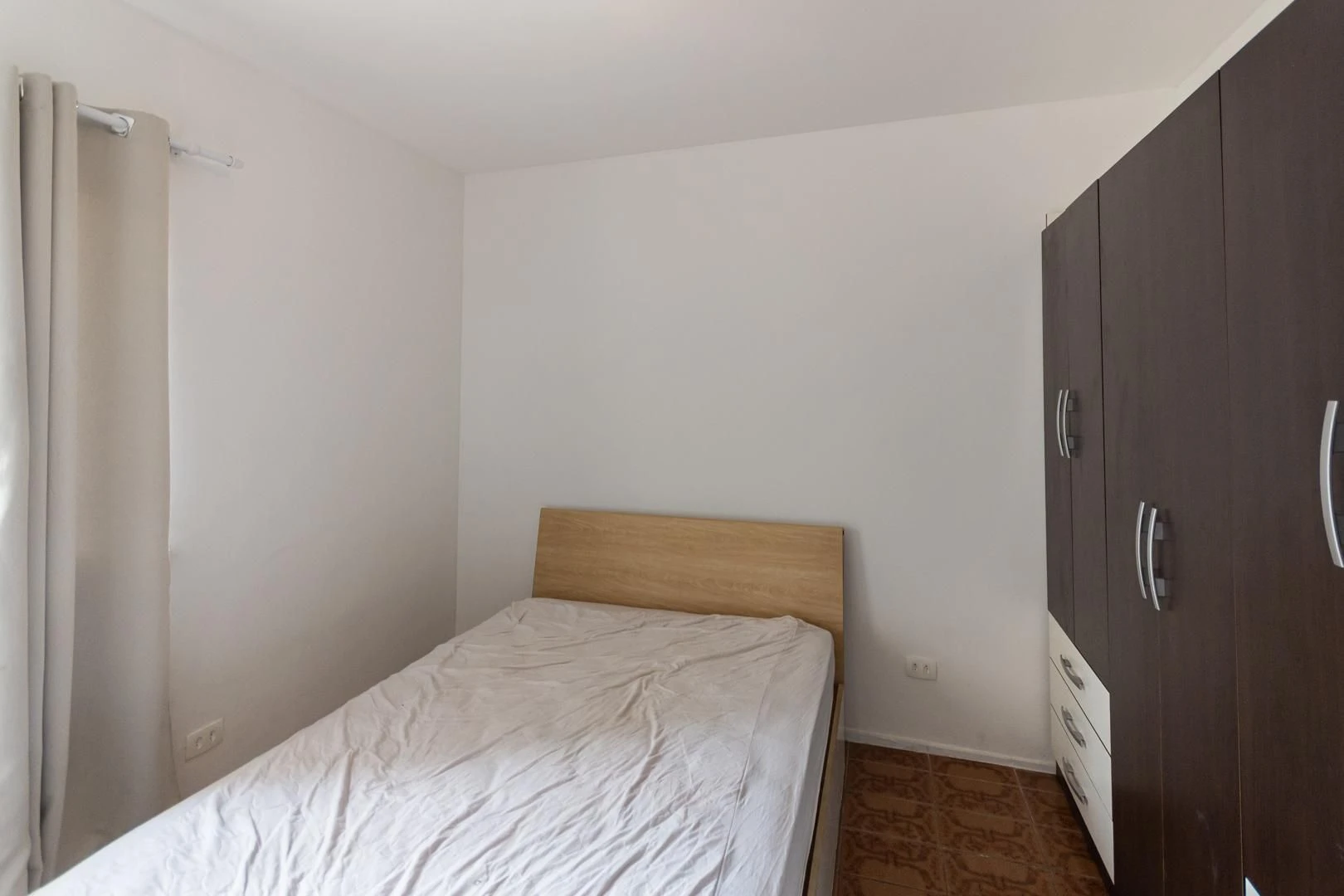 3-bedroom apartment with a home office — photo 21