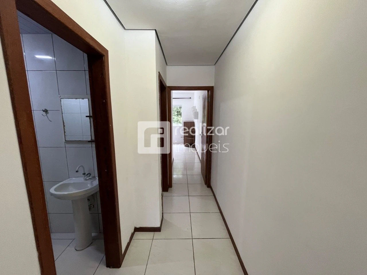 2-bedroom apartment with a washing machine in Florianópolis — photo 10