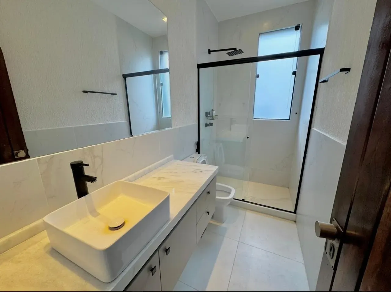 Casa com 5 quartos e 5 banheiros — photo 40