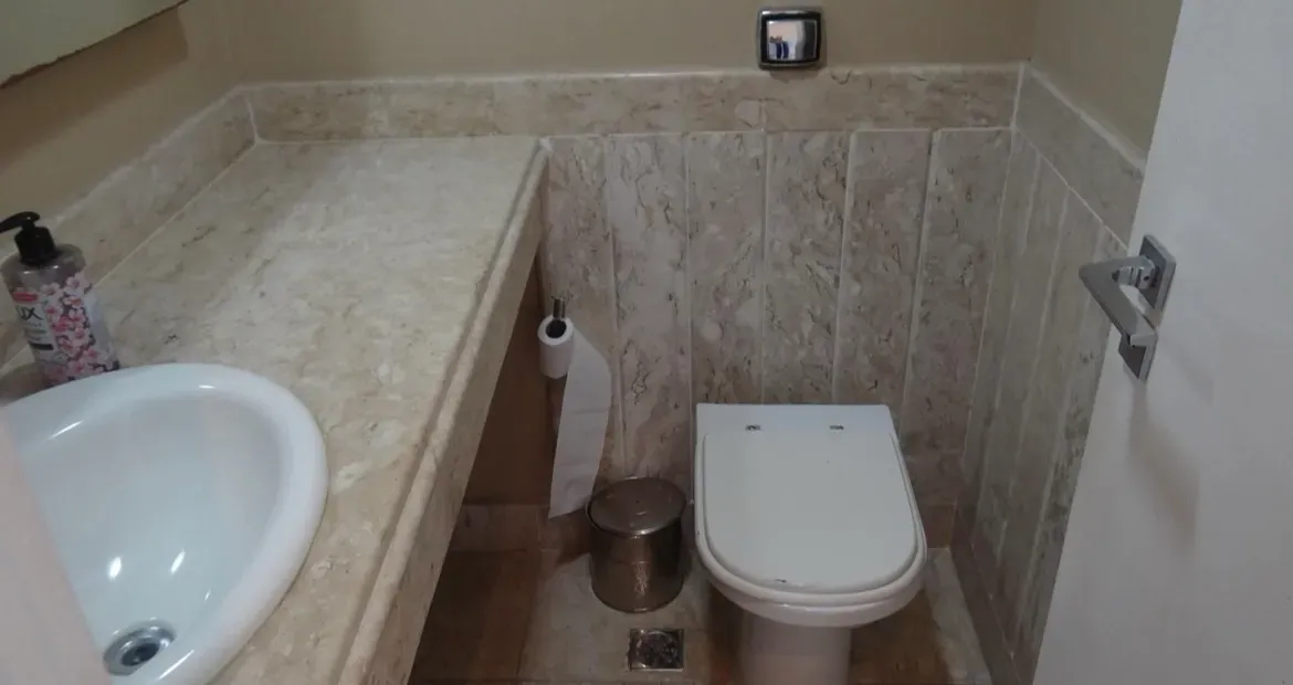 Apartamento de 185 m² com 3 quartos e 5 banheiros — photo 4