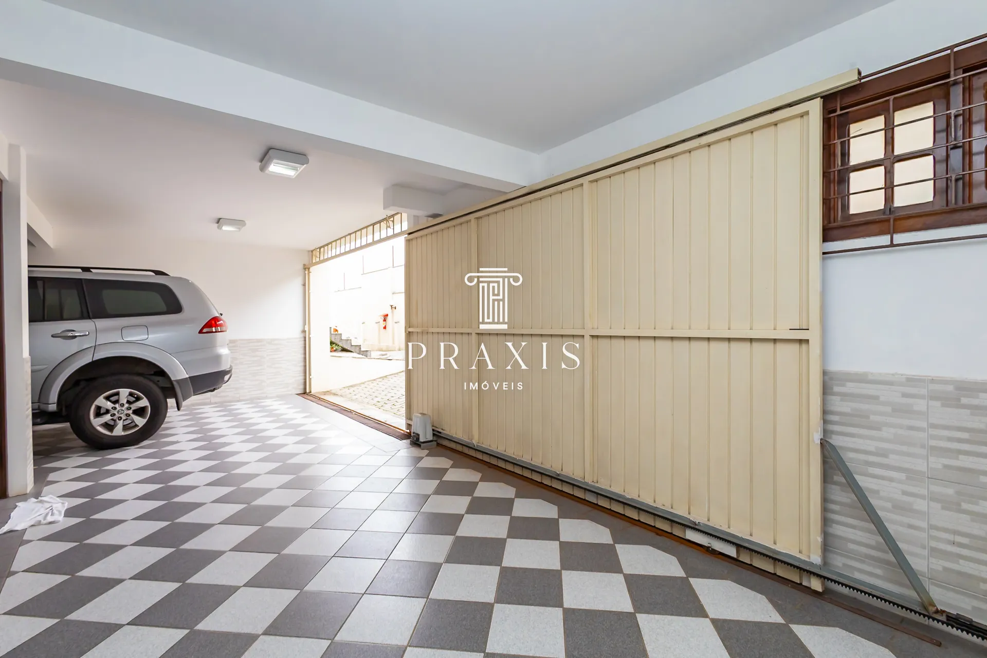 207 m² house with 5 bedrooms, 2 suites and 2 parking — photo 55