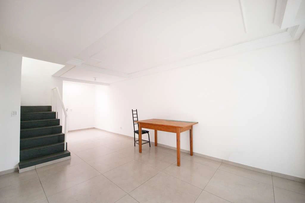 House for rent with 3 bedrooms, 2 bathrooms, 2 parking spots