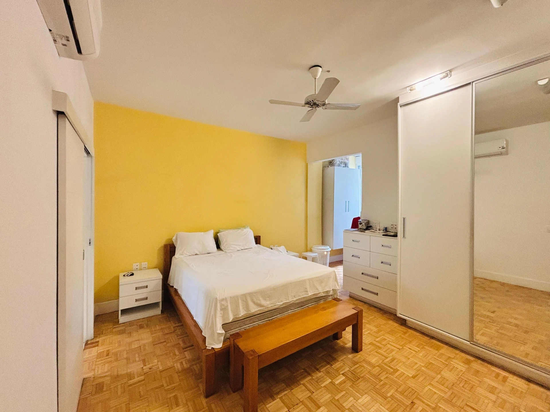 3-bedroom apartment with a home office in Rio de Janeiro — photo 3
