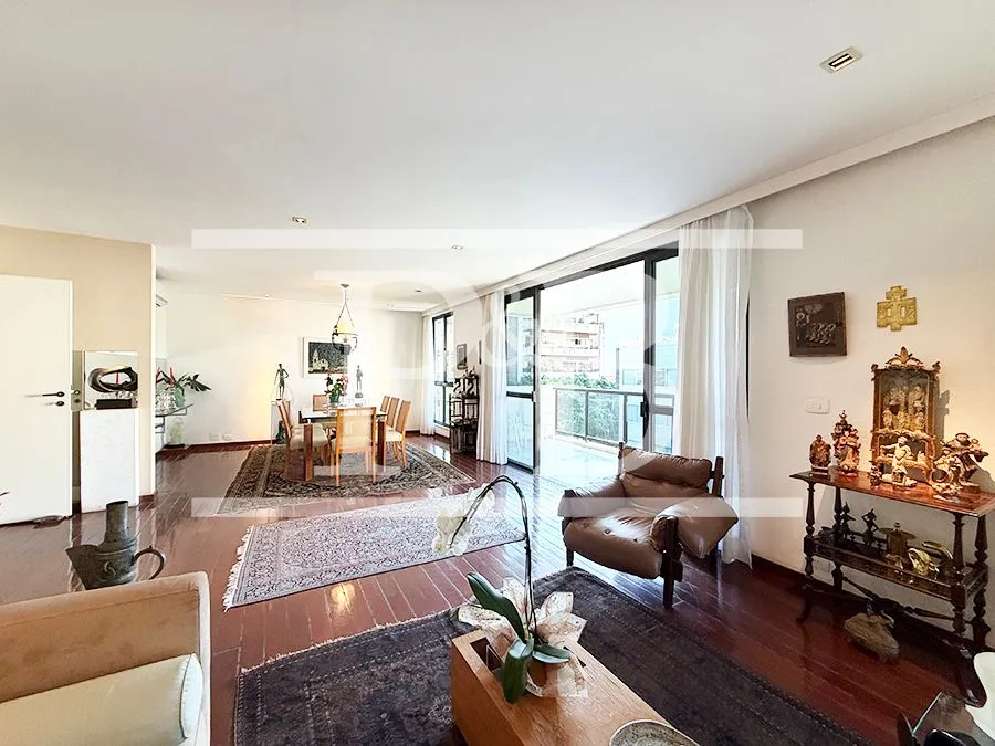 Furnished apartment with 3 bedrooms and 3 bathrooms — photo 18