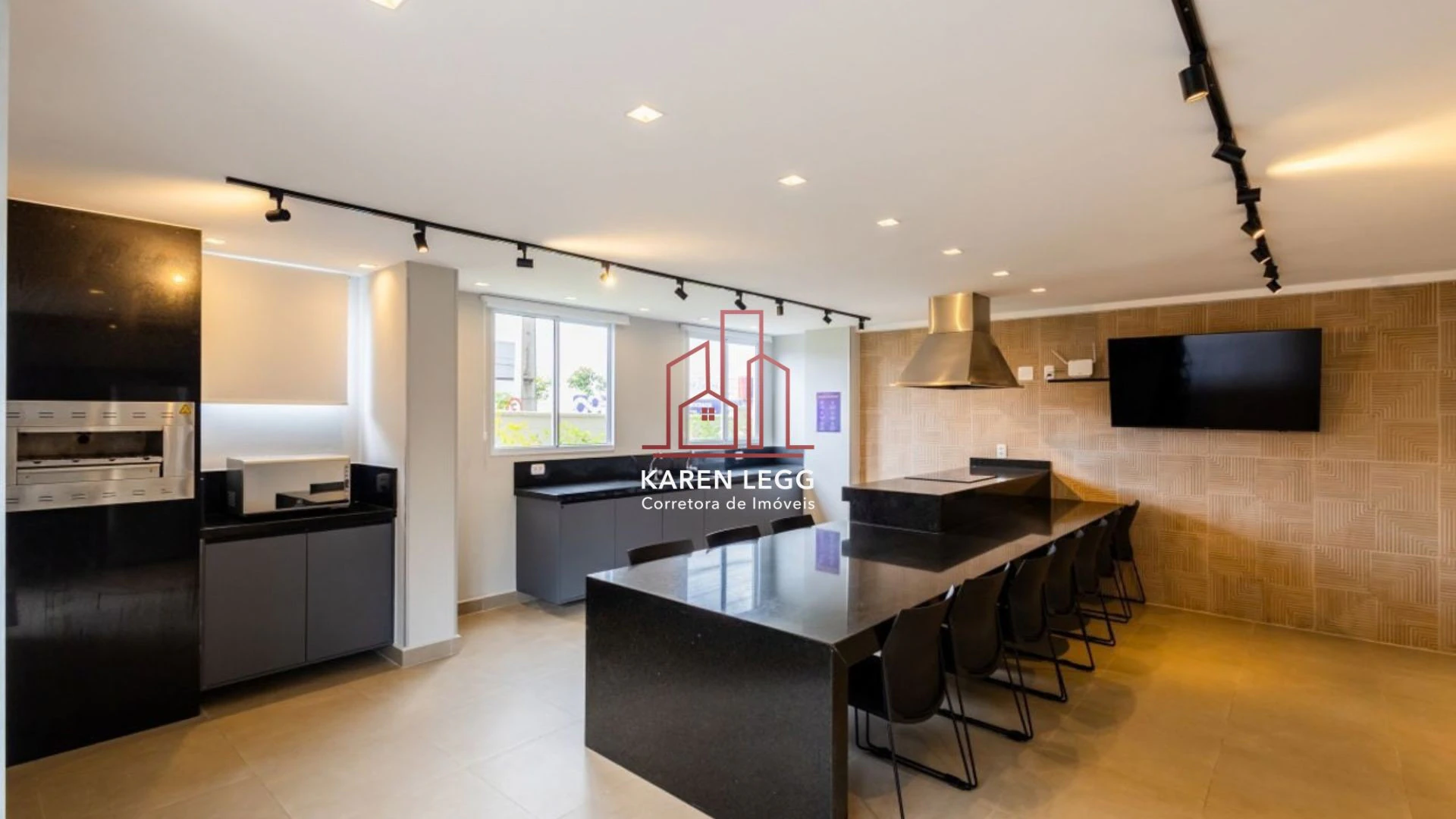 43 m² apartment with a washing machine and a home office — photo 6