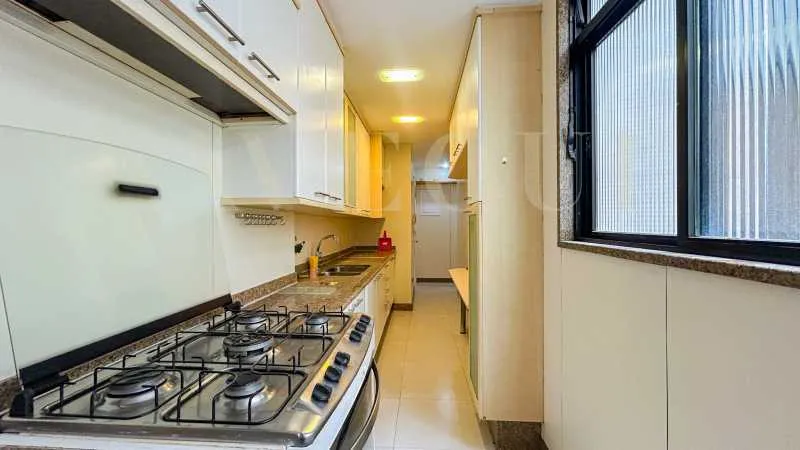 3-bedroom apartment, 1 with its own bathroom, 125 m² — photo 10