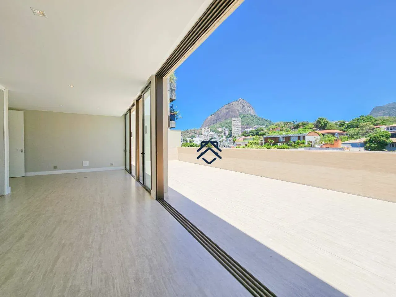 Cobertura linear com 4 suítes e 460 m² com 2 vagas — photo 8