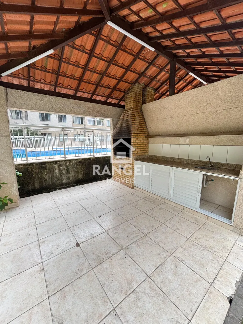 Furnished apartment with 2 bedrooms and 1 bathroom — photo 10