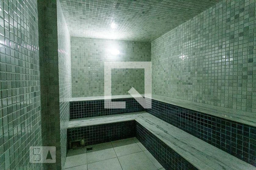 3-bedroom apartment in a building with a gym — photo 49