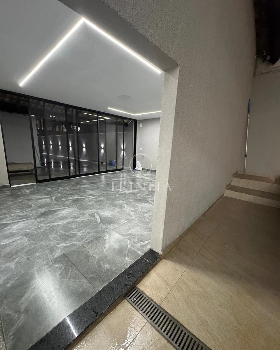 6-bedroom house, 3 with their own bathrooms, 350 m² — photo 44