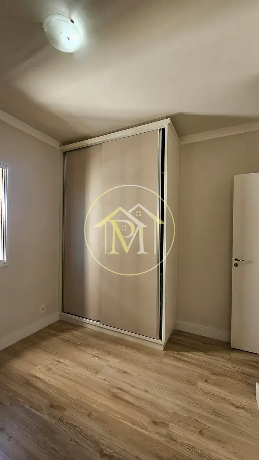 Home office in a 2-bedroom apartment, 78 m² — photo 3