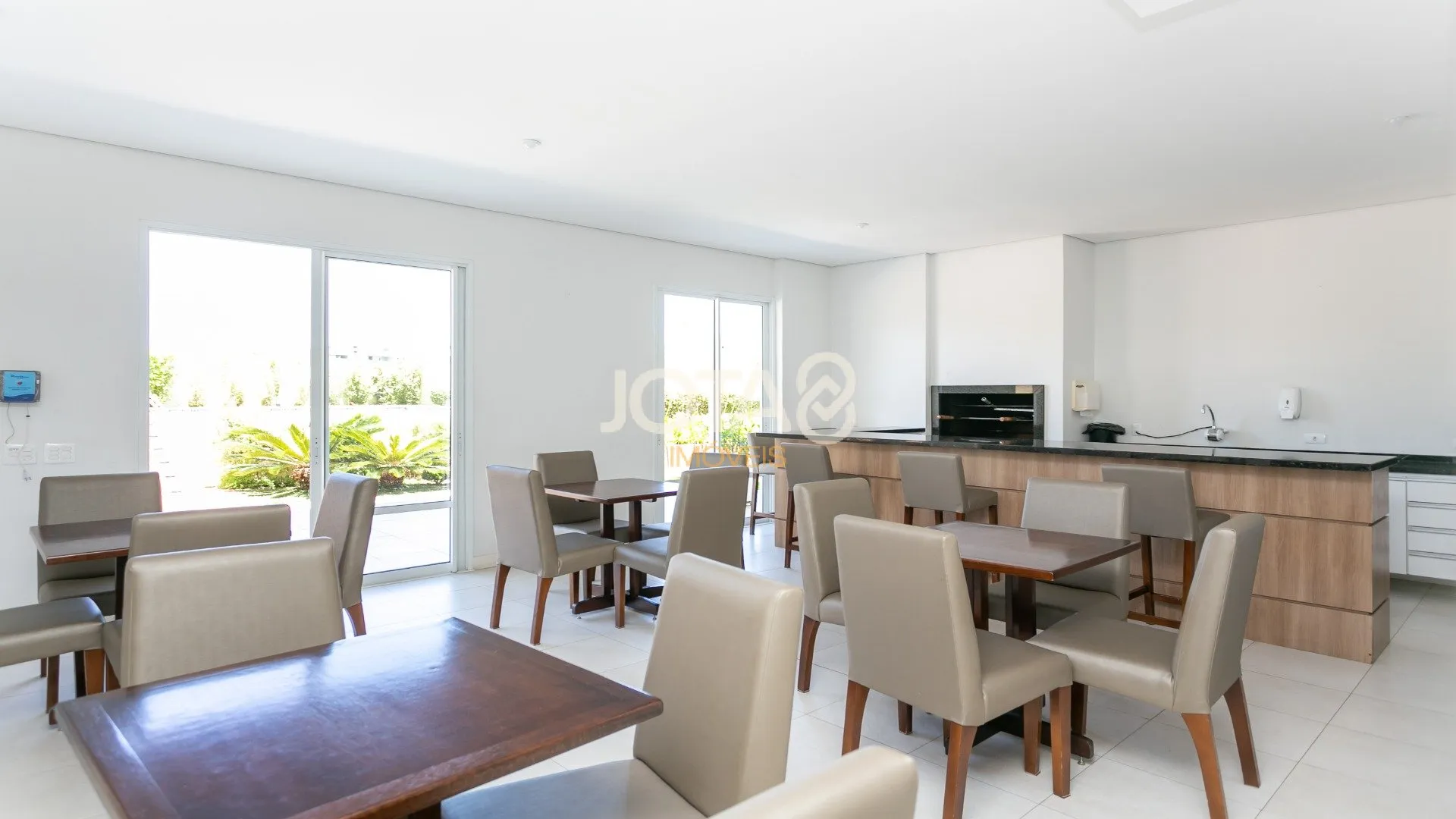 Duplex penthouse with 2 bedrooms and 231 m² rental — photo 25