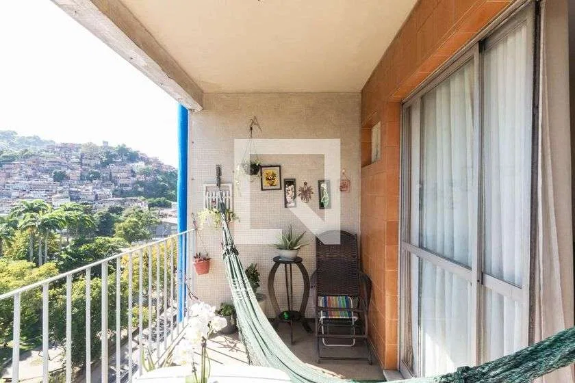 2-bedroom apartment with a mountain view in Rio de Janeiro — photo 12