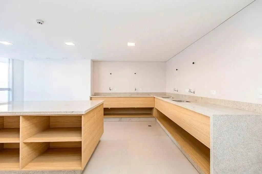 Furnished studio, 27 m², with floor-to-ceiling windows — photo 21