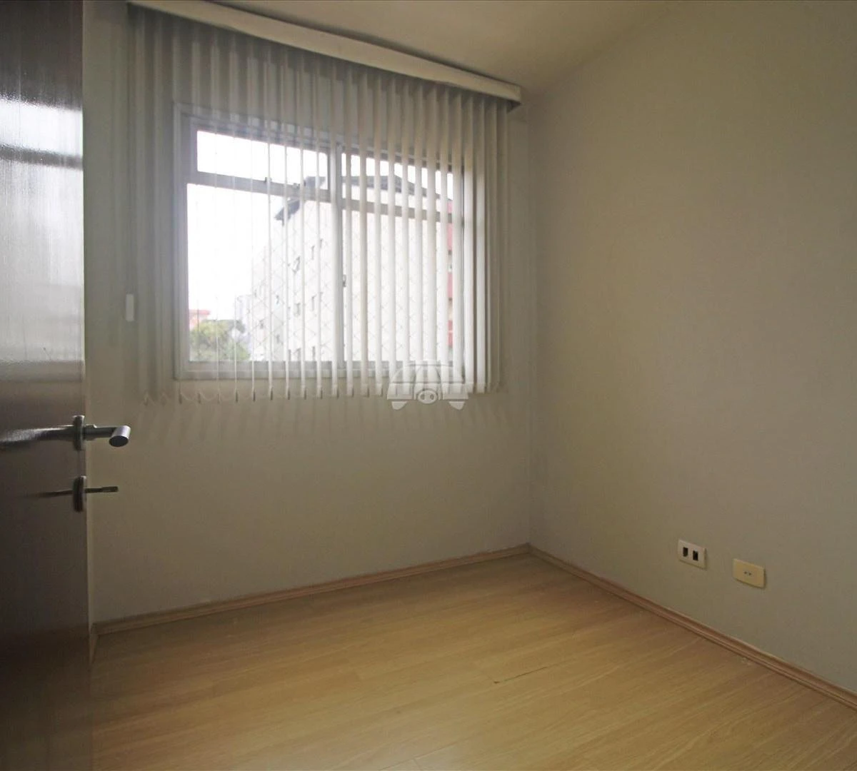 Apartamento com cozinha fechada de 3 dormitórios — photo 10