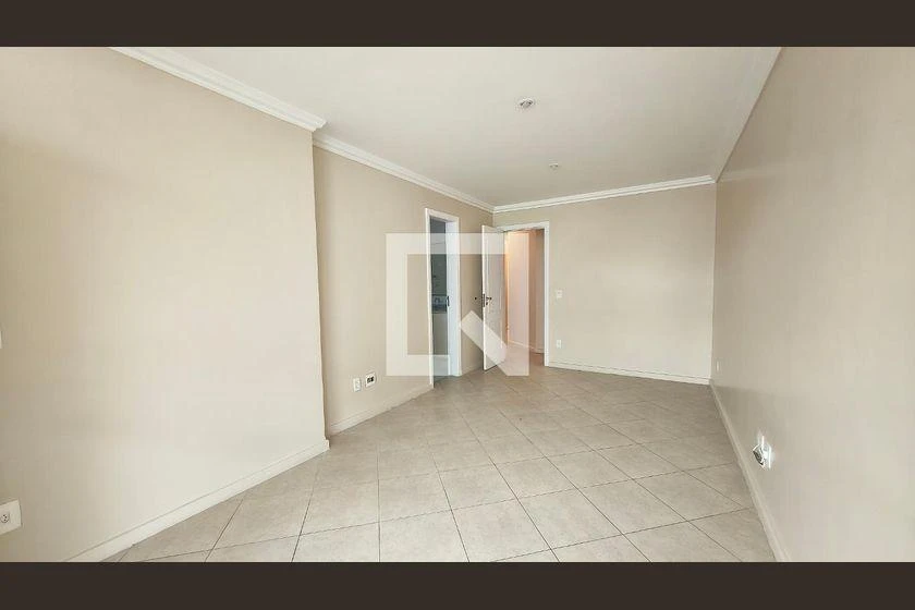 Apartamento com 3 suítes, varanda e 193 m² — photo 35