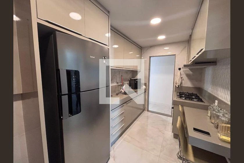 Furnished 4-bedroom apartment with gas-stove kitchen — photo 50