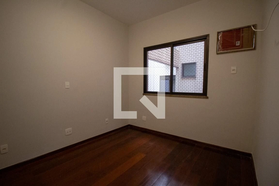 Apartment, 184 m², with a bathtub — photo 31