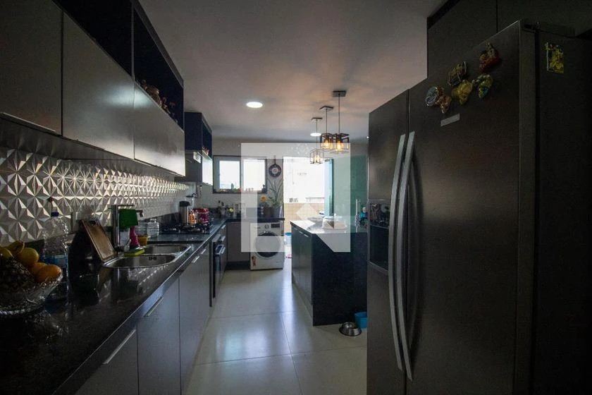 400 m² apartment with 3 en-suite bedrooms and open kitchen — photo 9