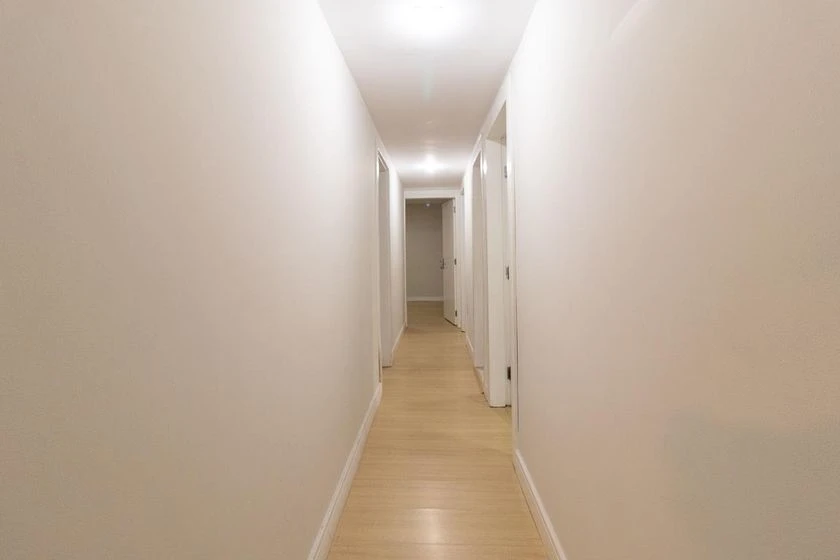 Unfurnished house with 5 bedrooms and private garden — photo 11